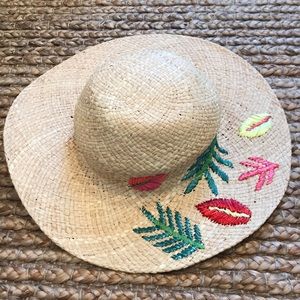 Anthropologie beach hat!